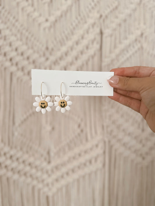 Dangling Daisies